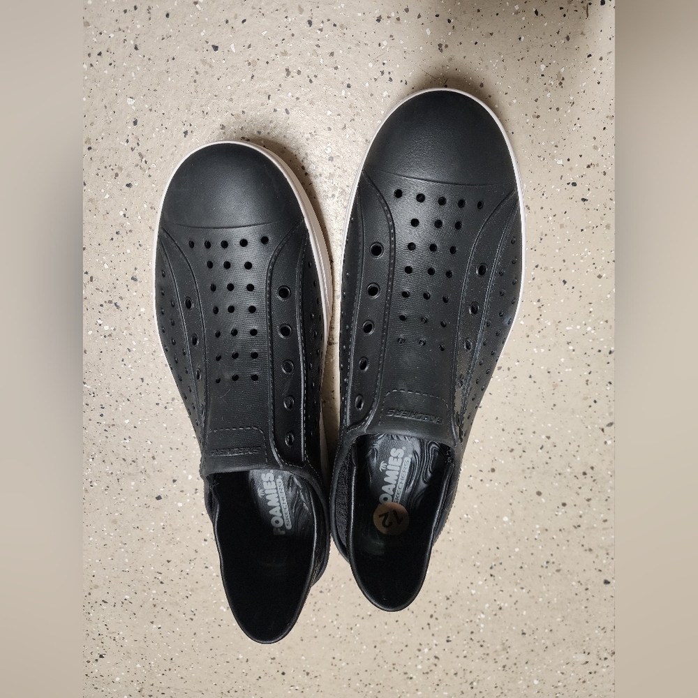 Skeckers Men's Black Slip-on